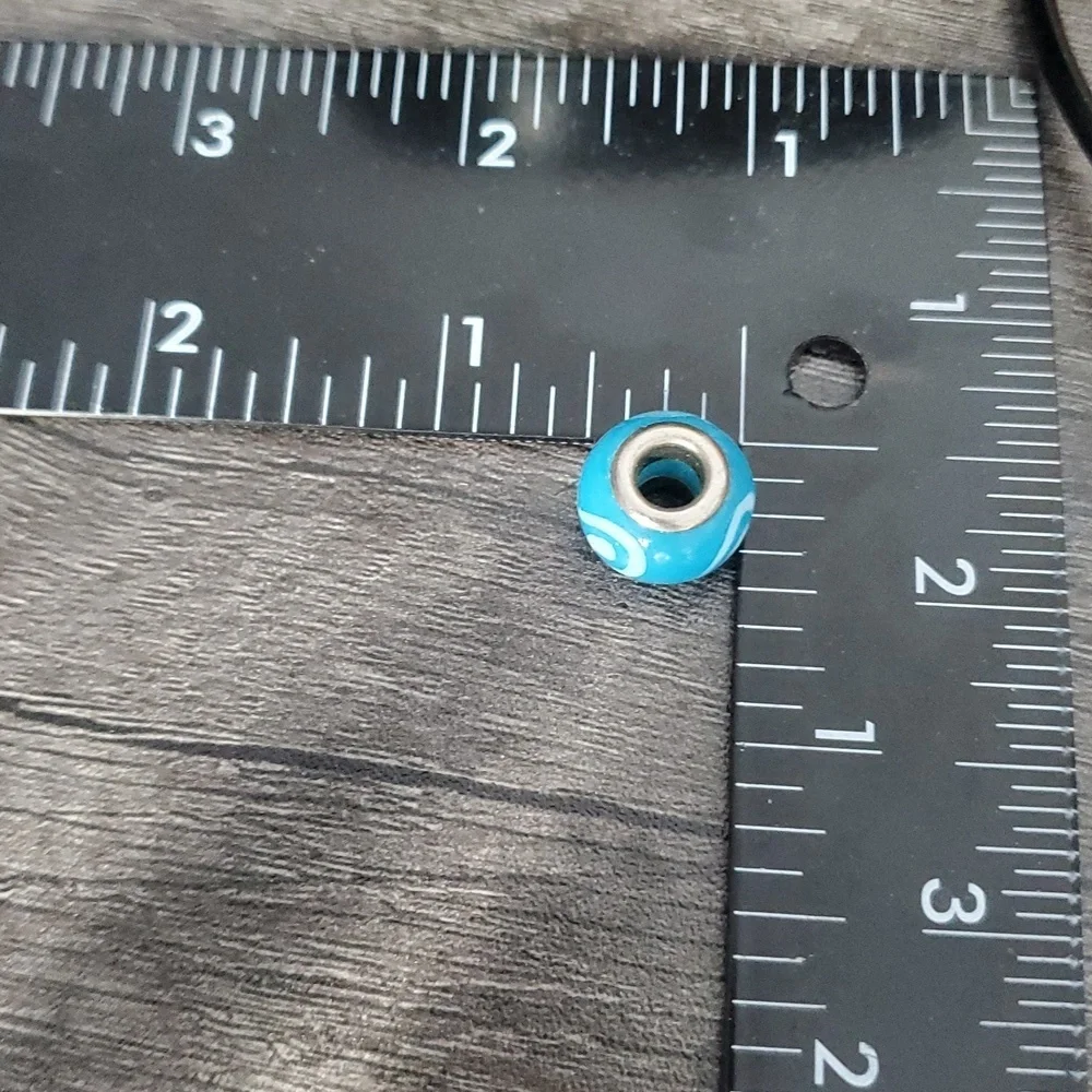 Blue Glass Bead with Silver‎ Core P313